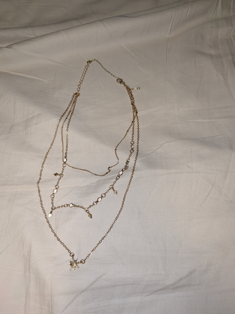Gold Layered Star Charm Women's Necklace - Elegant Multi-Strand Jewelry